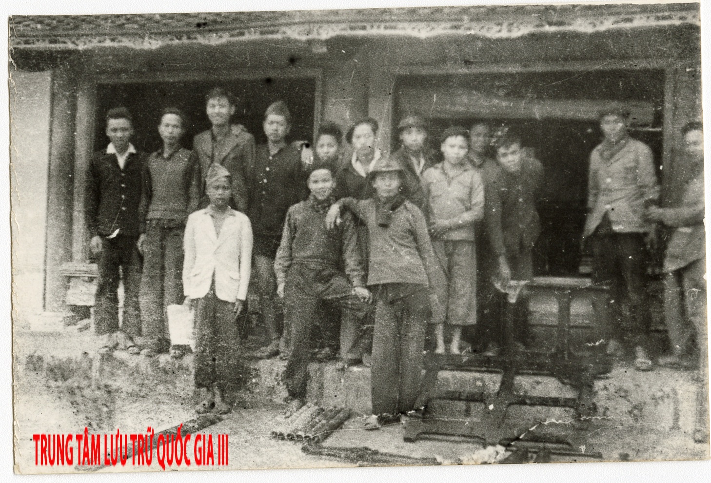 Anh hiem ve nhung toa soan bao ngay dau thanh lap hinh anh