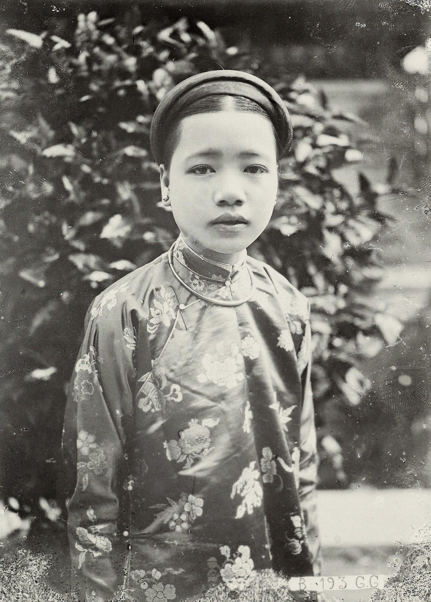 Phi Tan trieu Nguyen anh 2