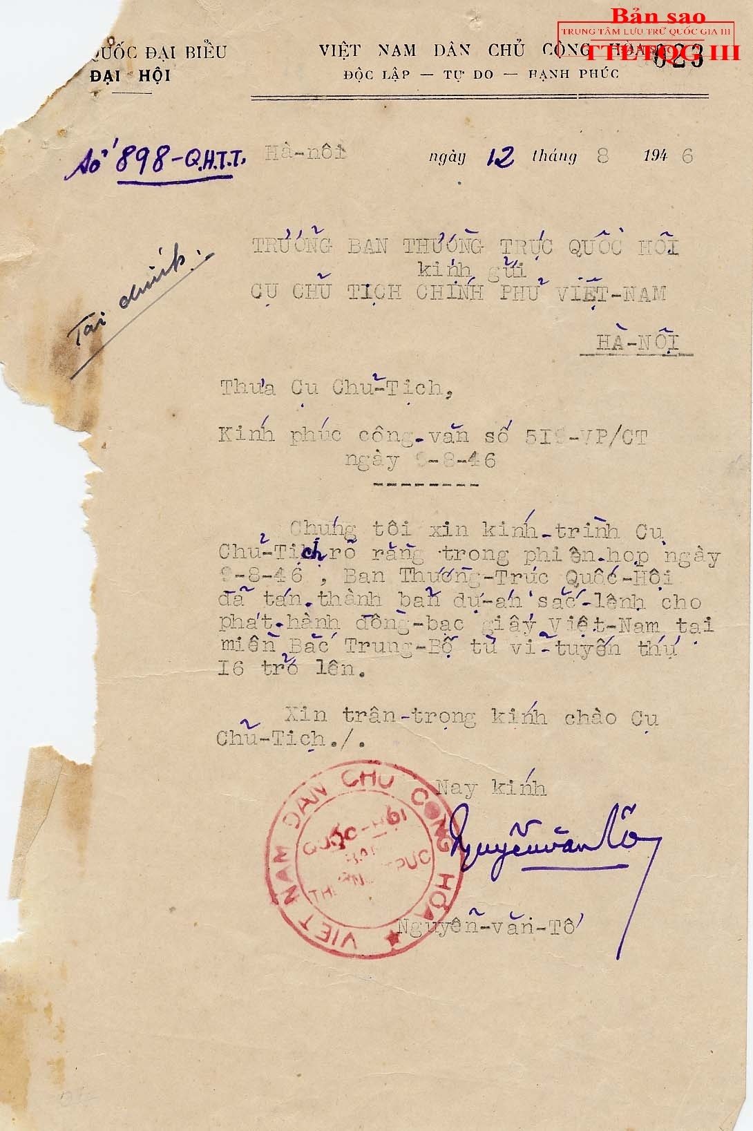 Bo truong dau tien hy sinh anh 6