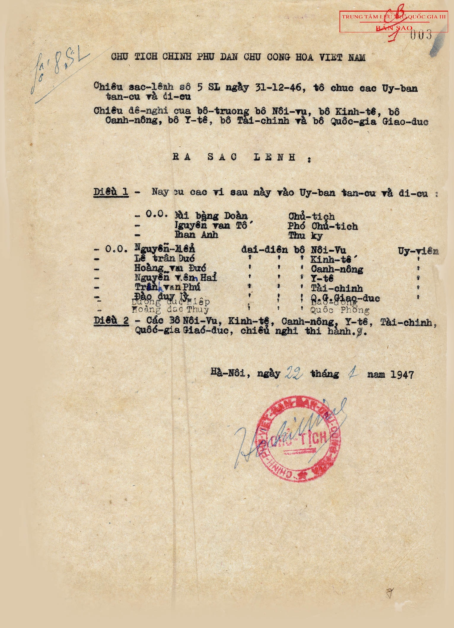 Bo truong dau tien hy sinh anh 8