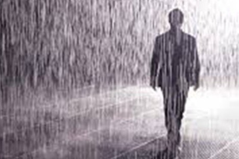 'Nguoi dung trong mua' hinh anh