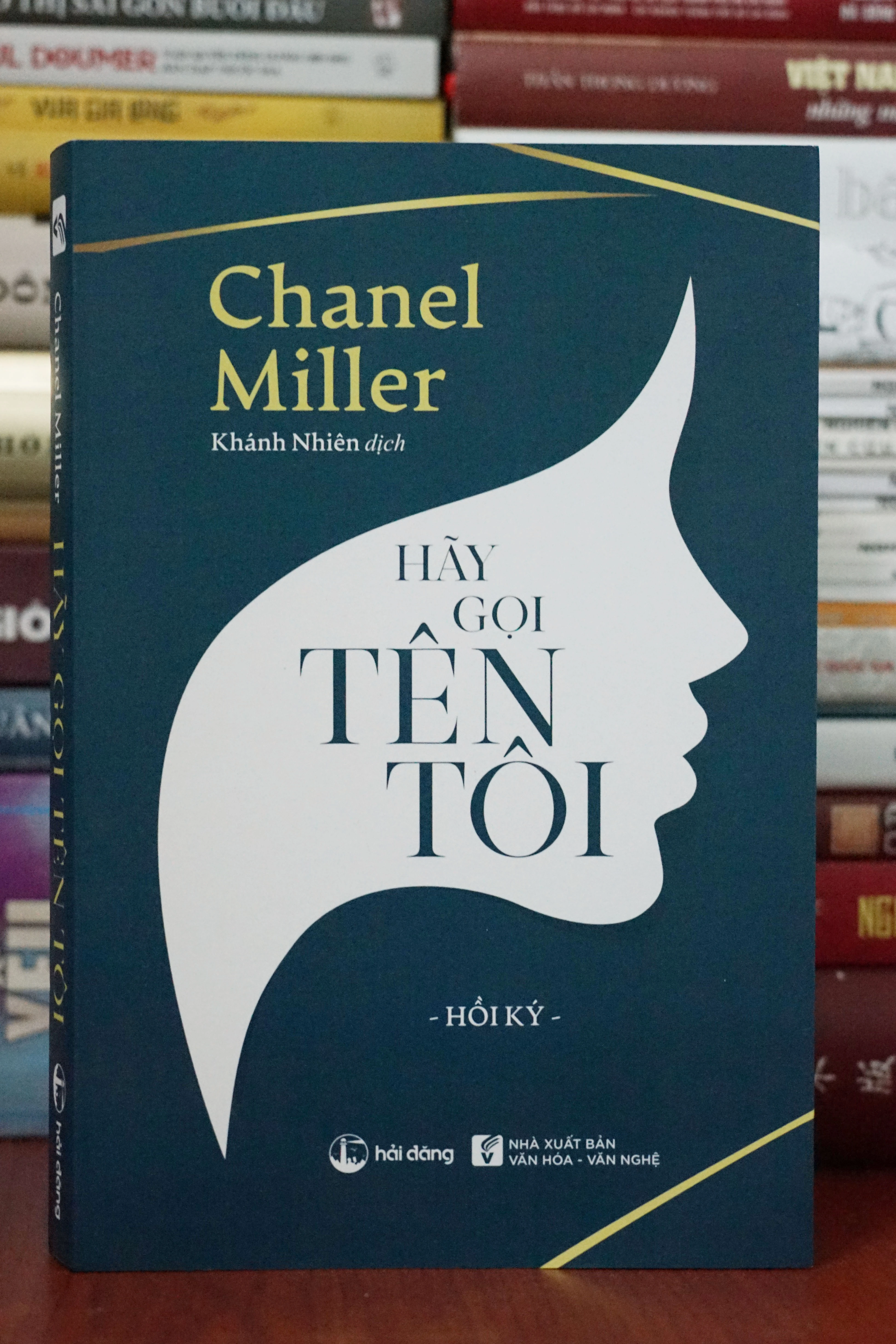 Nan nhan vu an hiep dam len tieng anh 1