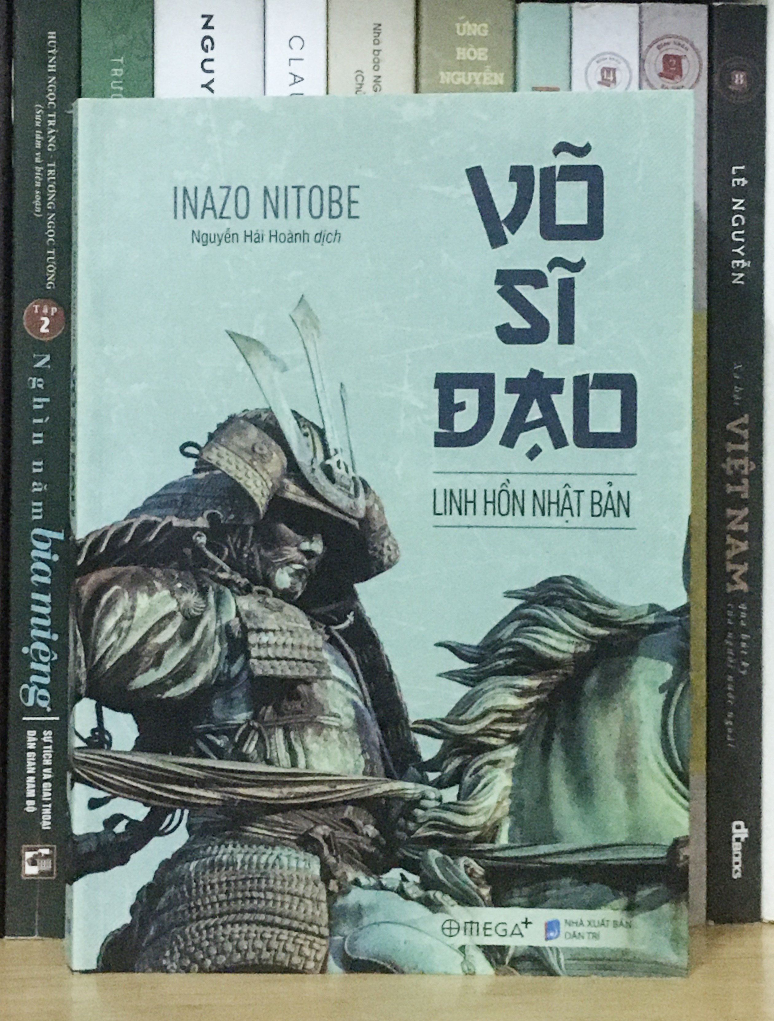 Goc re tinh cach dan toc Nhat anh 1