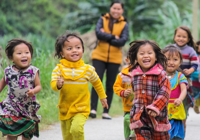 Dich gia Bich Lan: 'Tre em bay gio it duoc giao hoa voi thien nhien' hinh anh