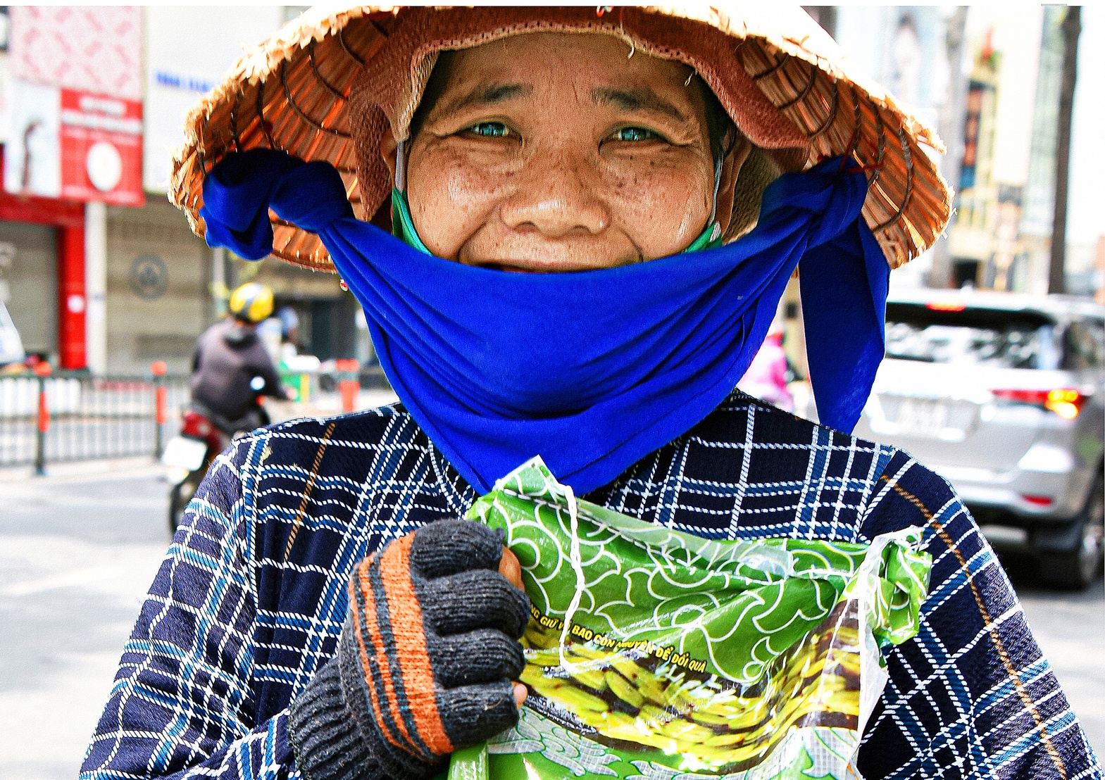 Nhip song TP.HCM thoi gian cach qua ong kinh Tran The Phong hinh anh