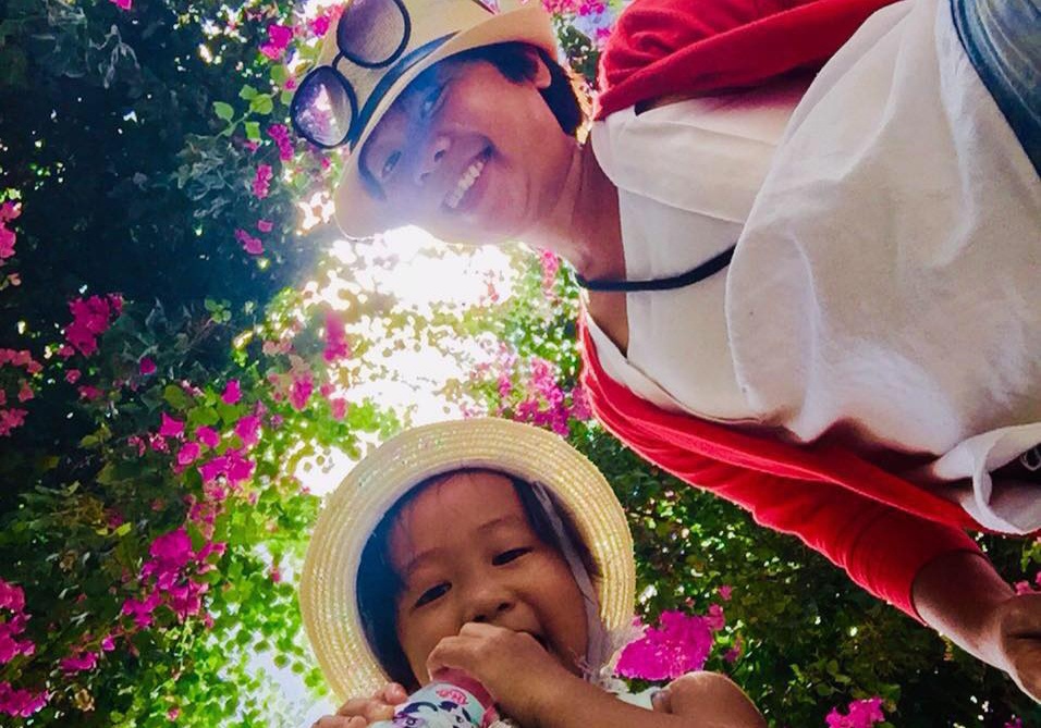 Tam su cua mot ba me don than nuoi con theo kieu phuot hinh anh