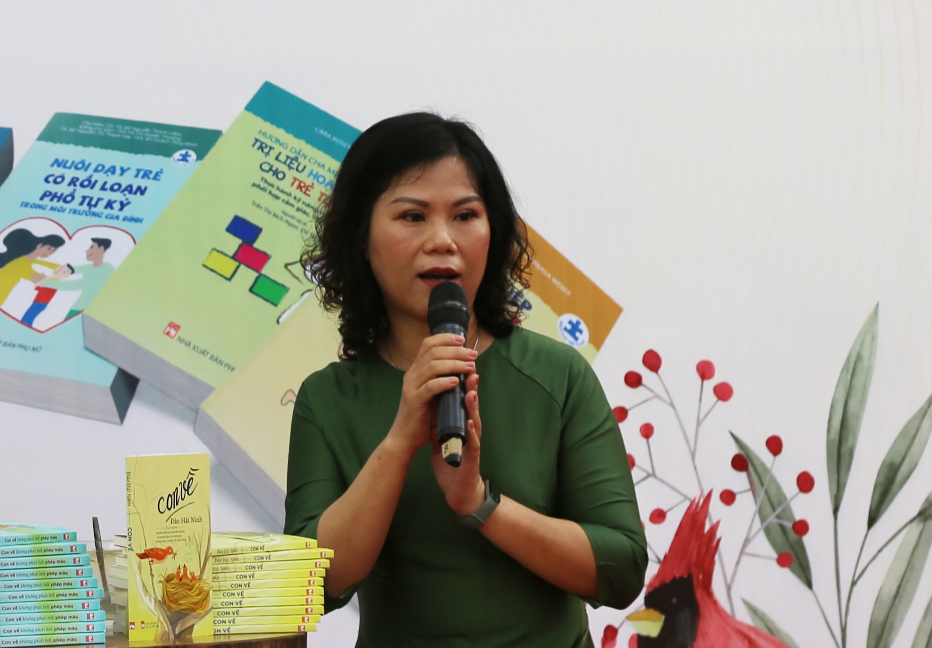 Nguoi me va hanh trinh dua con vuot qua chung tu ky hinh anh