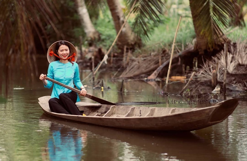 Vong khuc tuong tu hinh anh