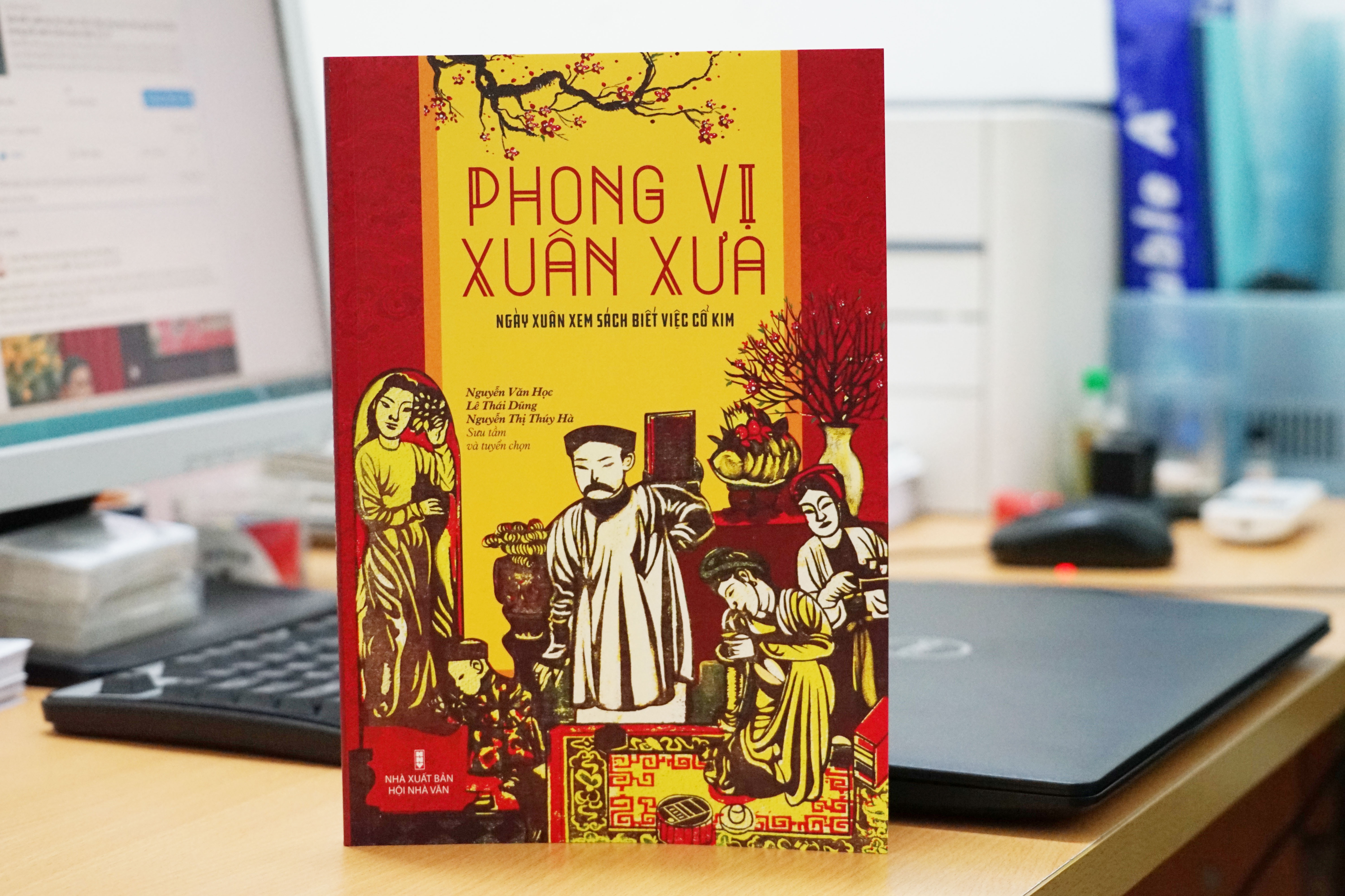 Sach Phong vi Xuan xua anh 1