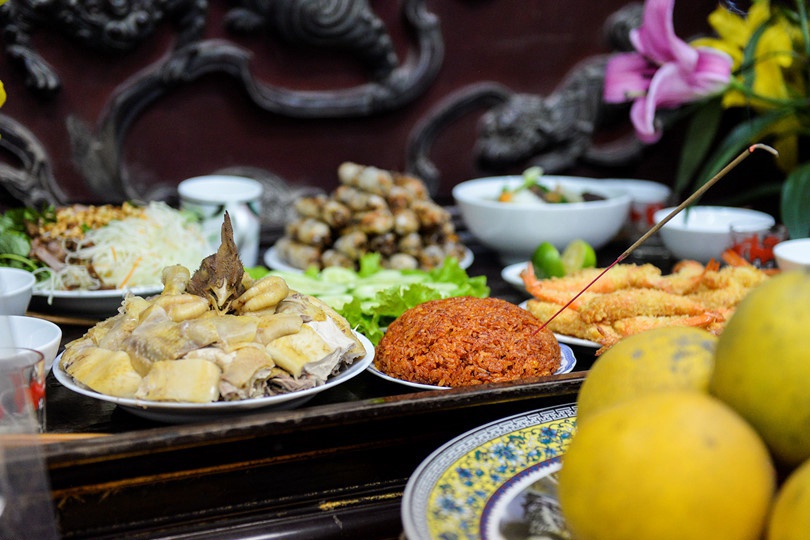 Tat nien ruoc ong ba hinh anh