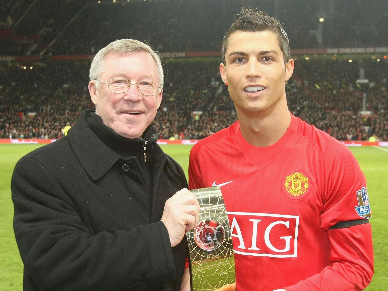 Ngay Alex Ferguson de mat Cristiano Ronaldo vao tay Real Madrid hinh anh