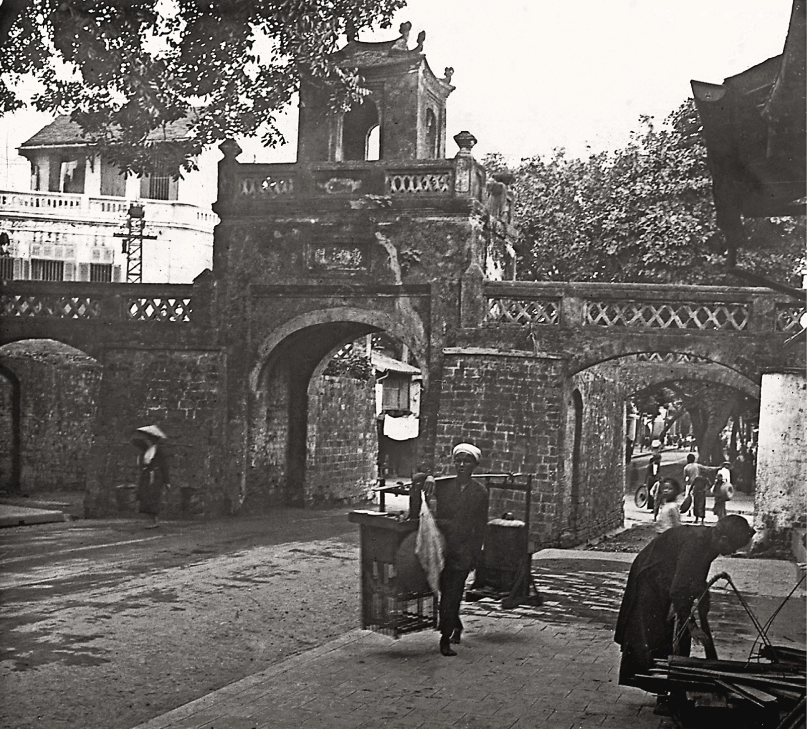 Sach Ky uc Dong Duong anh 2