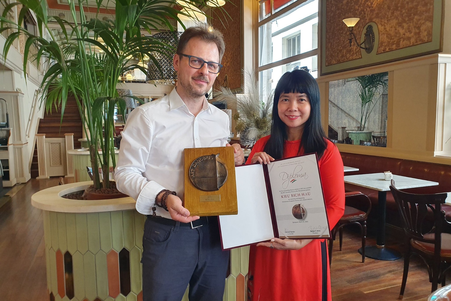 Giai thuong Nghe thuat Danube anh 1