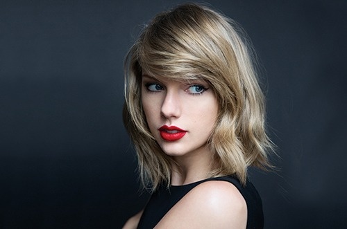 Nhung cuon sach yeu thich cua Taylor Swift hinh anh
