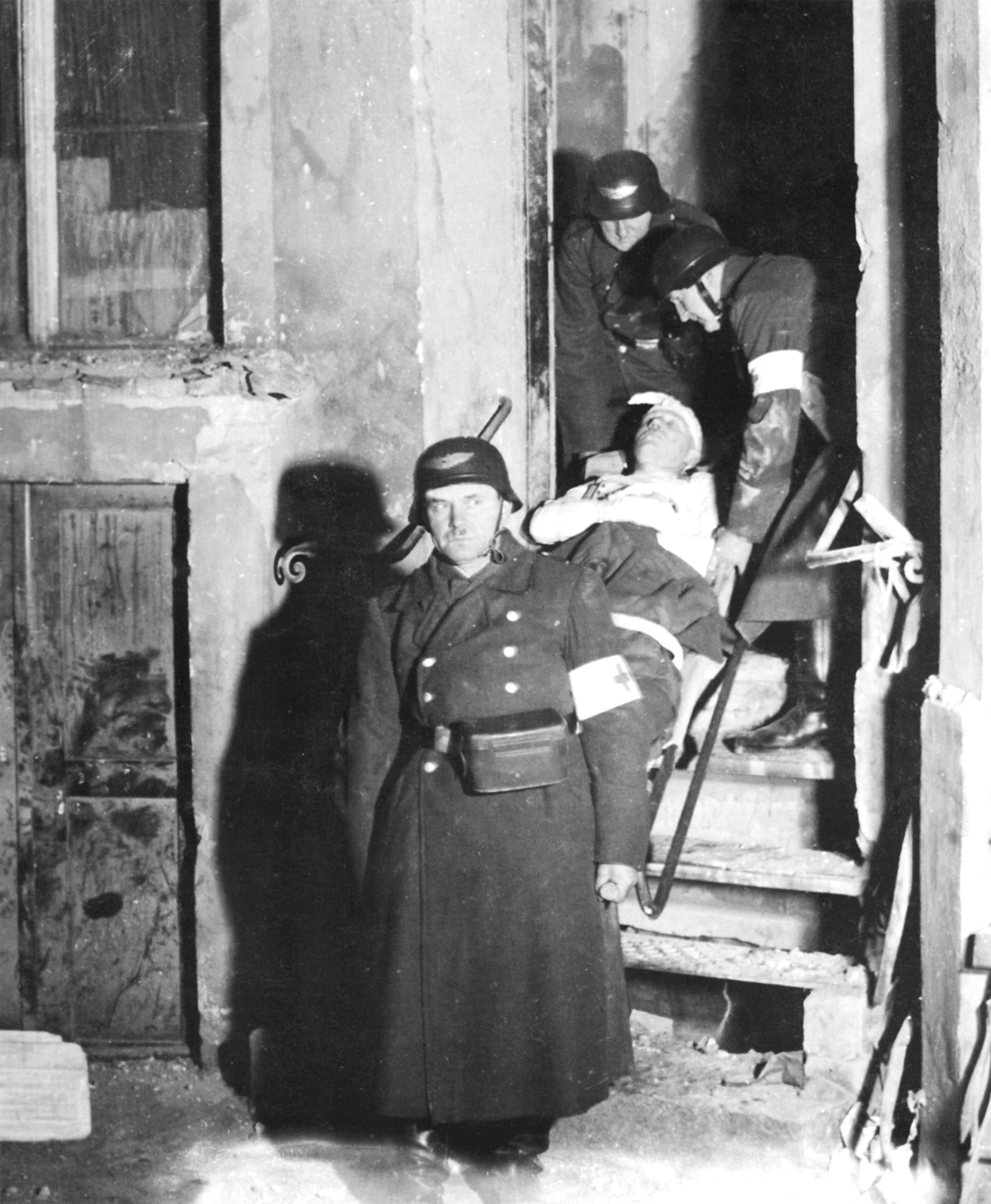 Sach The chien thu hai anh 7