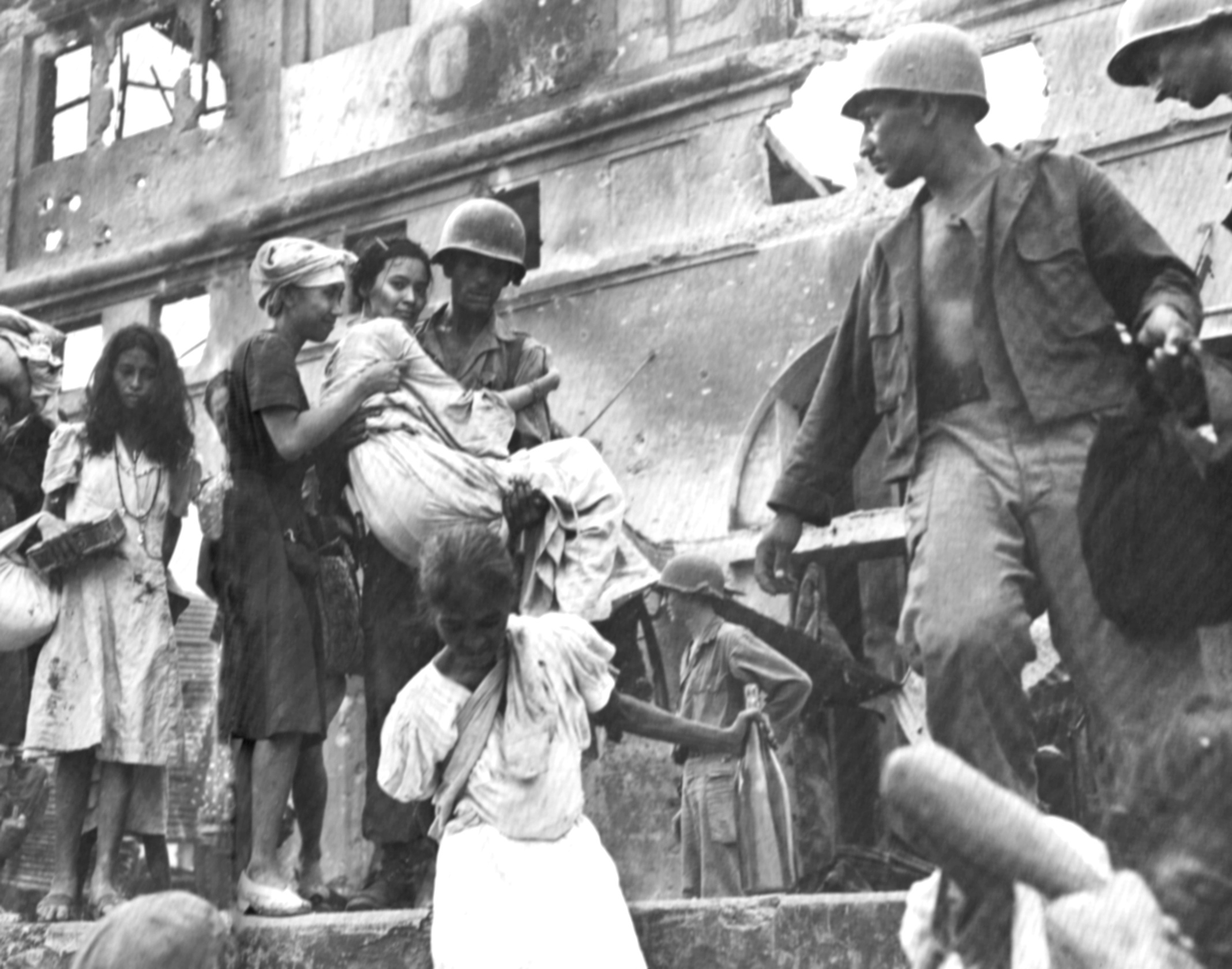 Sach The chien thu hai anh 8