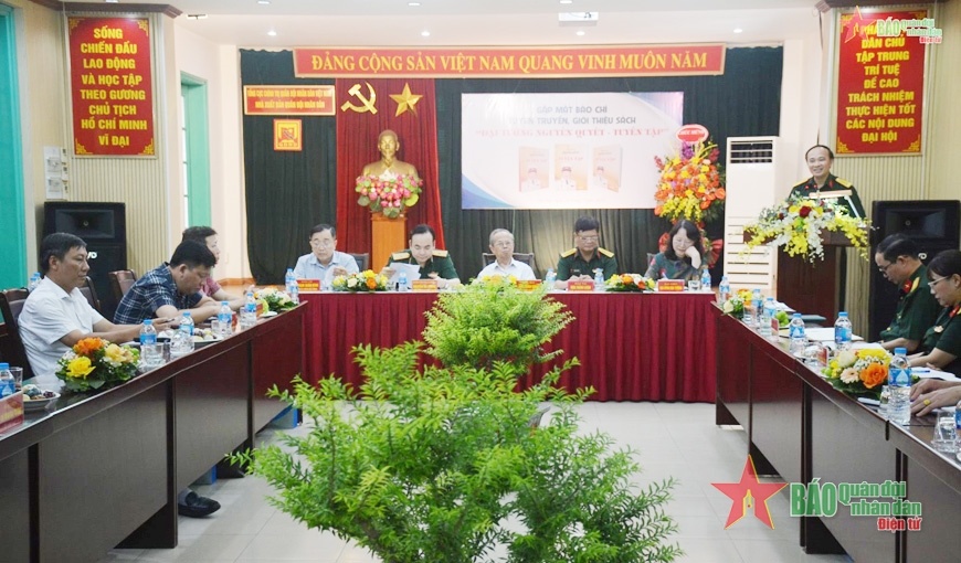 Dai tuong Nguyen Quyet anh 2