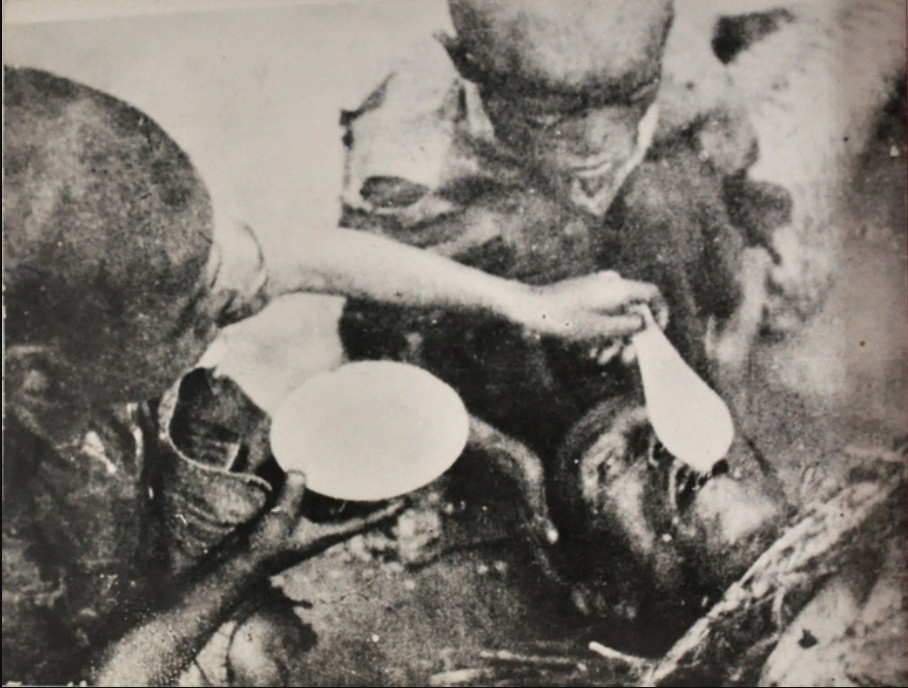 Nhung 'Ma doi', 'Go ma' cua nan doi 1945 qua loi ke nhan chung hinh anh