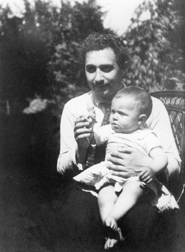 Albert Einstein anh 8