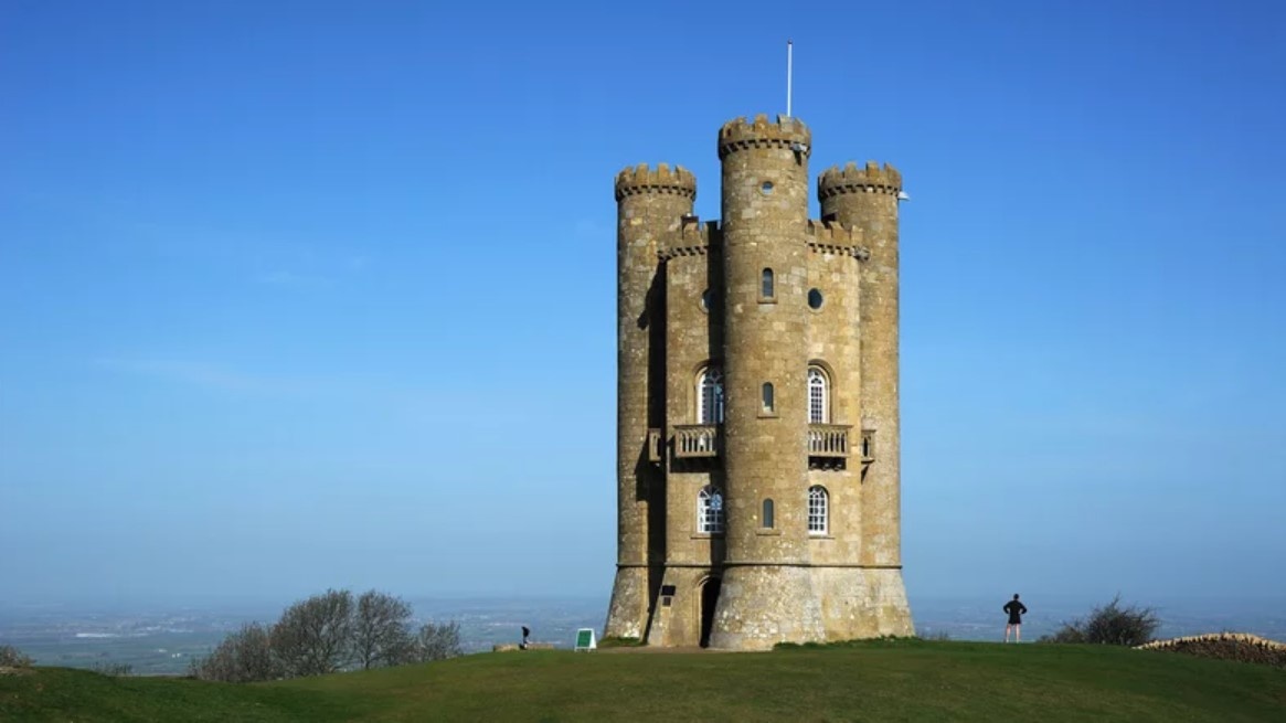 Nha suu tap sach nguoi Anh anh 4