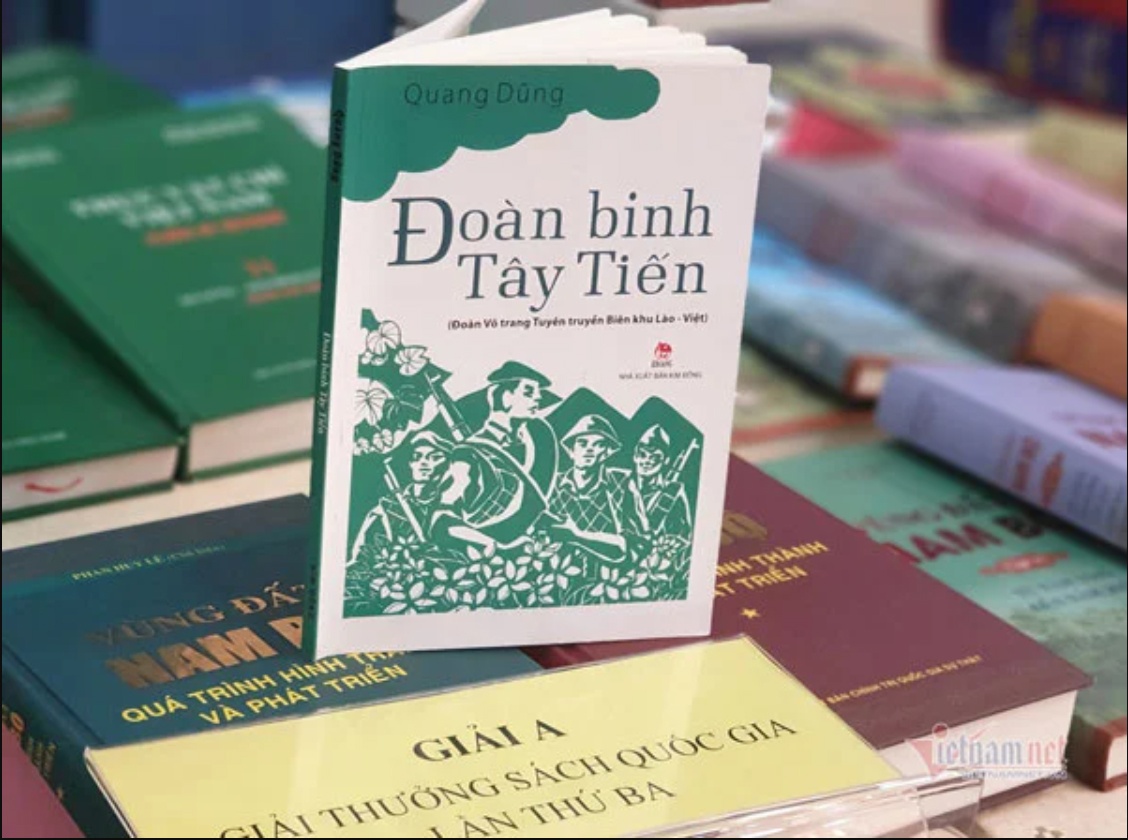 Mot thoi trai tre cua nha tho Quang Dung qua 'Doan binh Tay Tien' hinh anh