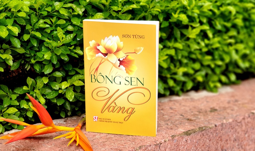 Hieu ve thoi nien thieu cua Bac qua sach 'Bong sen vang' hinh anh