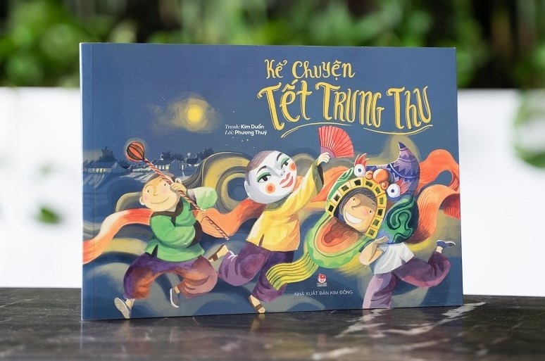 Tiec sach Trung thu nhieu mau sac hinh anh