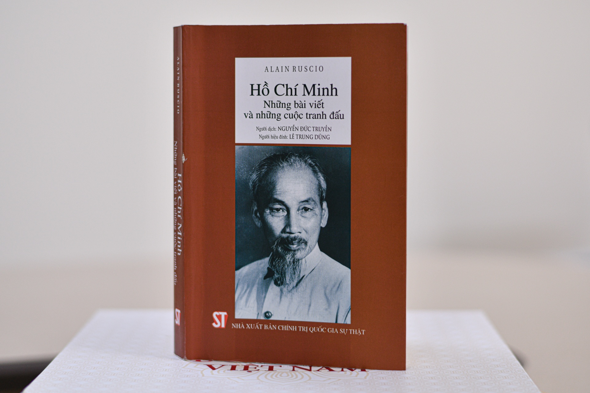 Hanh trinh cua Chu tich Ho Chi Minh qua nghien cuu cua nguoi Phap hinh anh