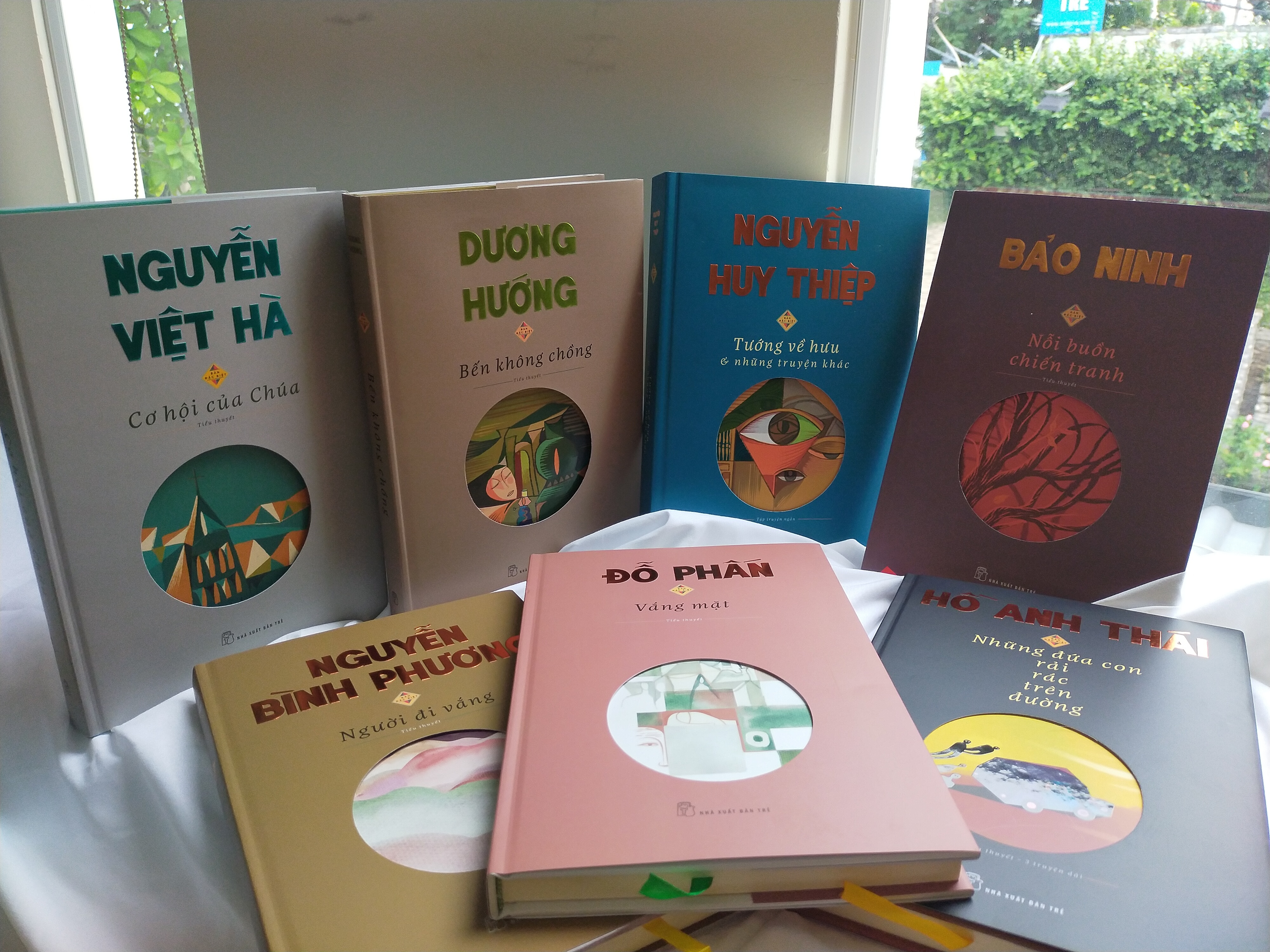 Tac pham van chuong Viet noi bat trong phien ban dac biet hinh anh