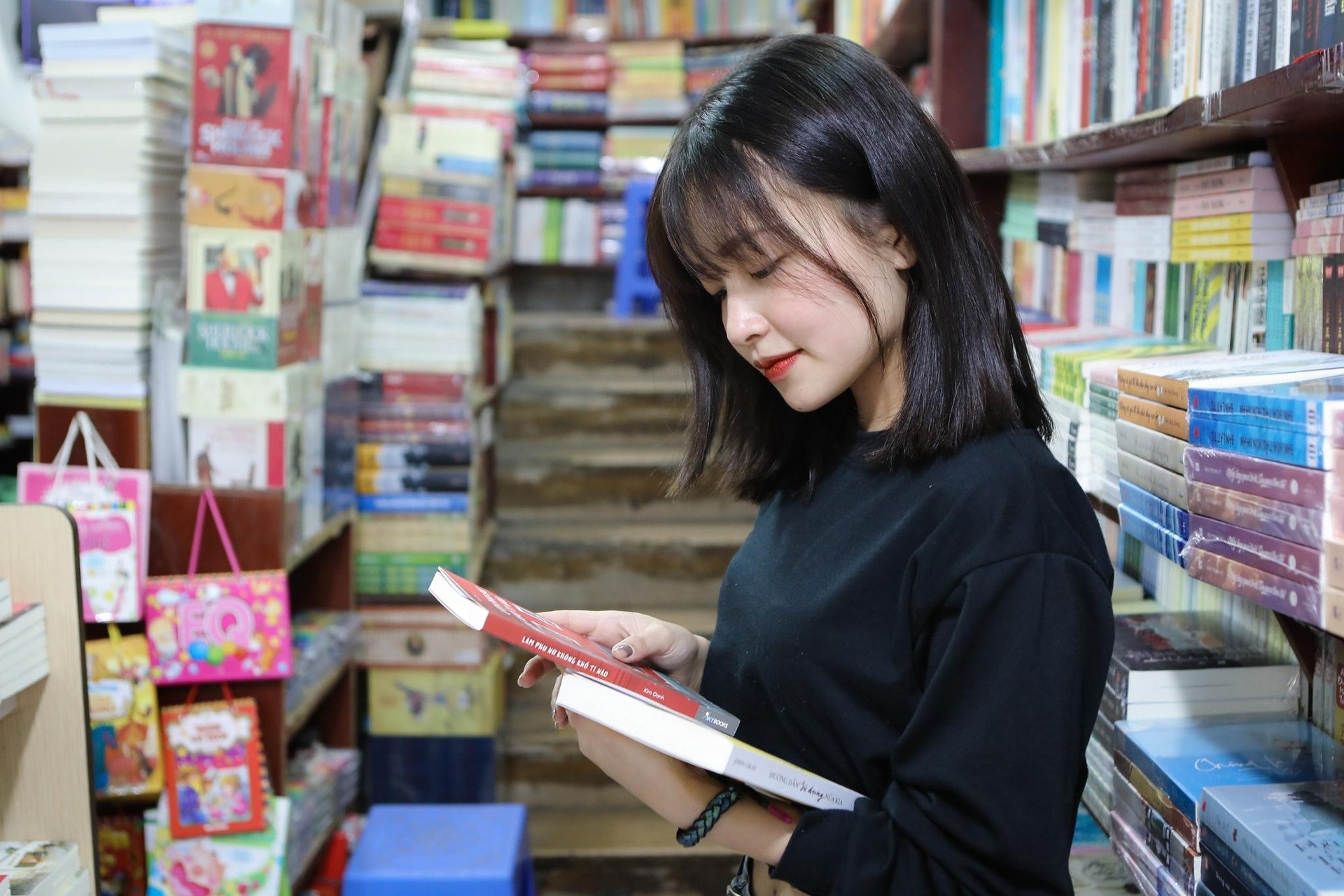 Hanh trinh viet sach, tu y tuong toi hien thuc hinh anh