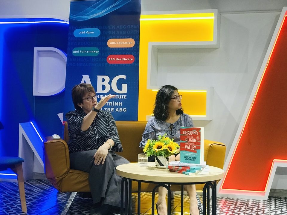 Chuyen gia khoi nghiep My giai ma bi mat ve Thung lung Silicon hinh anh