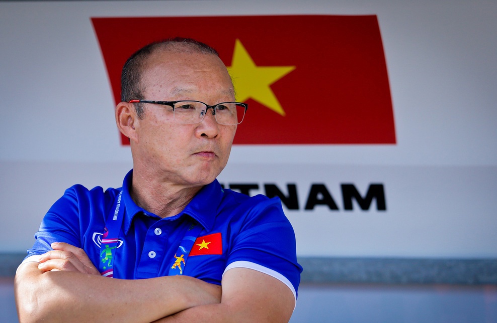 Cach HLV Park Hang-seo bien diem yeu thanh diem manh hinh anh