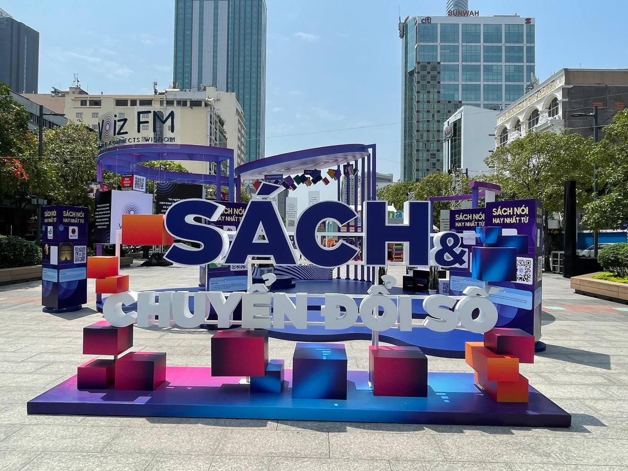 Chuyen doi so la nhiem vu trong tam cua phat trien van hoa doc hinh anh