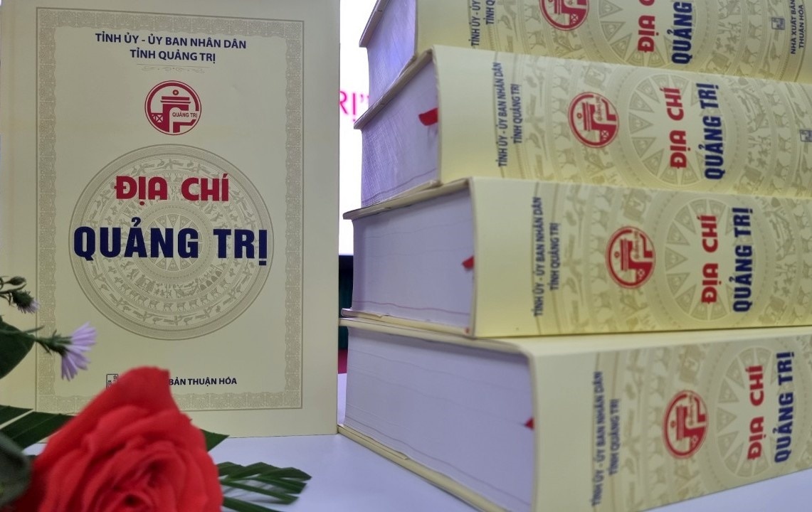 Sach 'Dia chi Quang Tri' vua ra mat co gi hinh anh