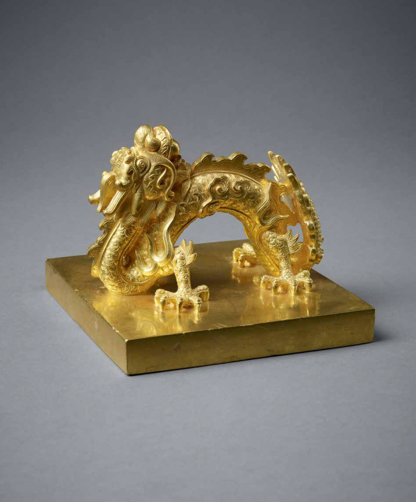 Bao an trieu Nguyen anh 2