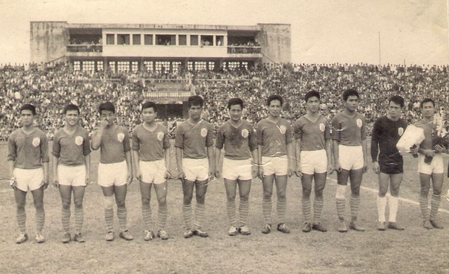 Bong da Ha Noi thoi cuc thinh hinh anh