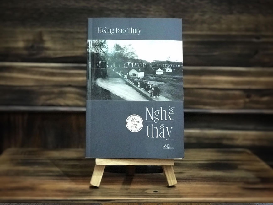 Triet ly giao duc trong ‘Nghe thay’ cua nha van hoa Hoang Dao Thuy hinh anh