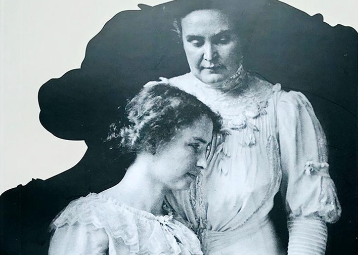 Tu co hoc tro khiem thinh tro thanh dien gia noi tieng the gioi hinh anh