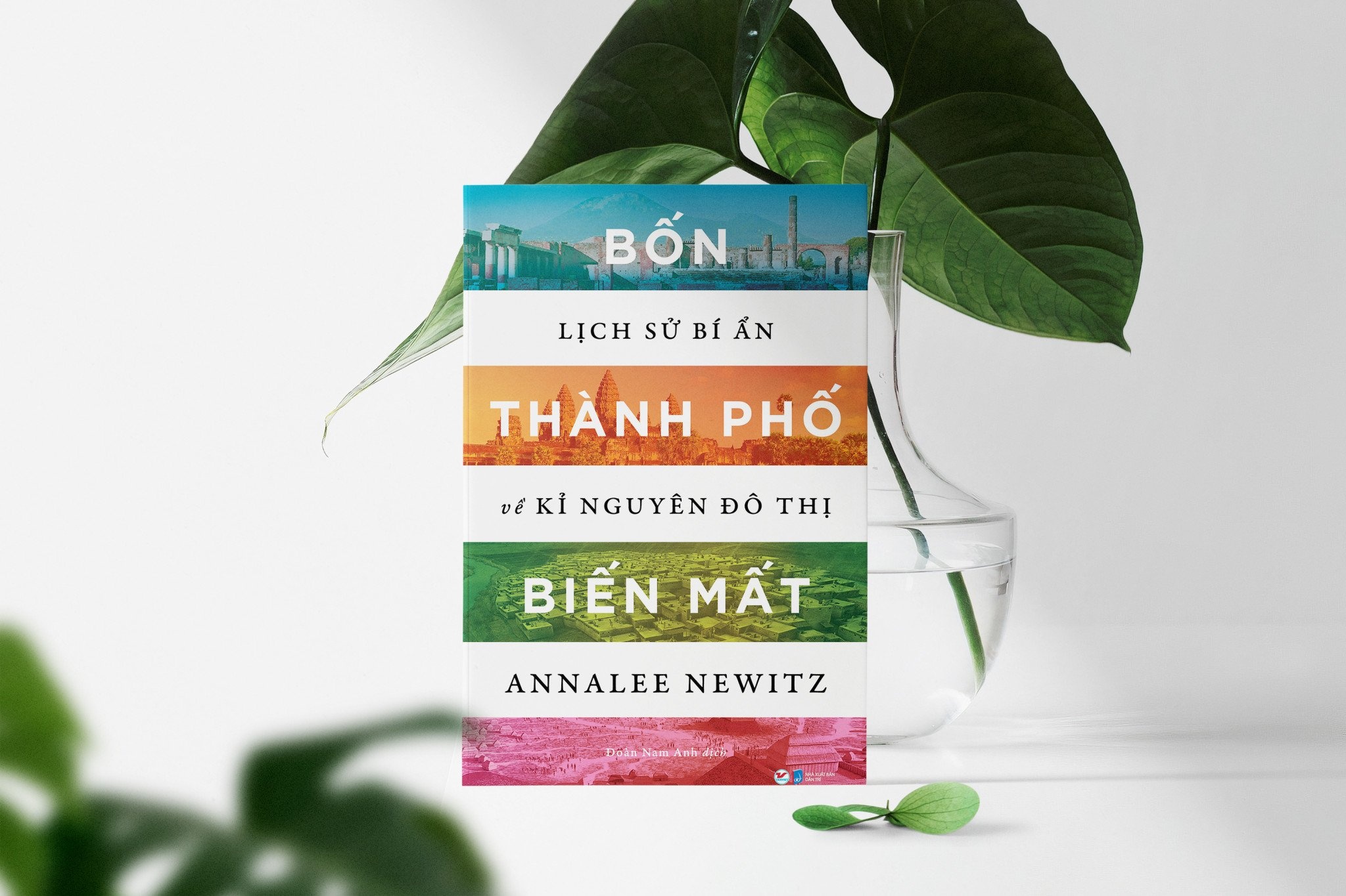 Bon thanh pho bien mat anh 2