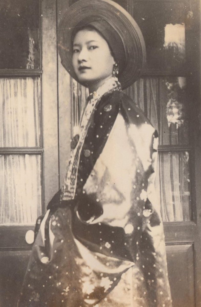 Nam Phuong hoang hau anh 1