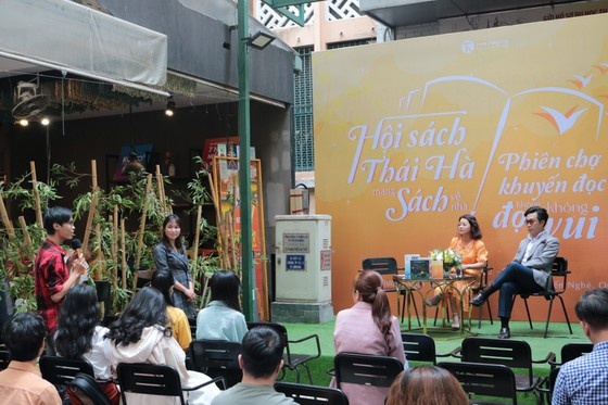 Van hoa doc gioi tre anh 2