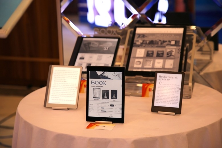 Phat trien thi truong xuat ban dien tu o Viet Nam hinh anh