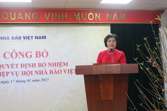 PGS.TS Do Thi Thu Hang lam Truong ban Nghiep vu Hoi Nha bao Viet Nam hinh anh
