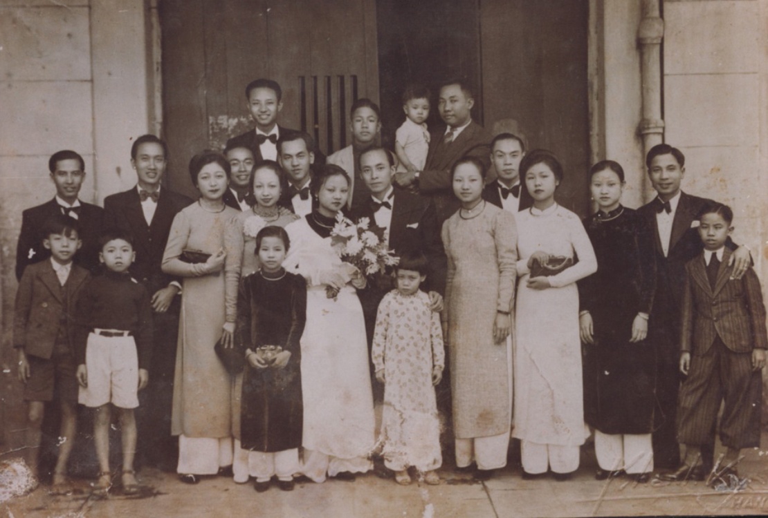 Phong tuc lam giup co cuoi o Ha Noi xua hinh anh