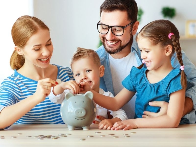 Giup con tre quan ly, su dung dong tien hieu qua hinh anh