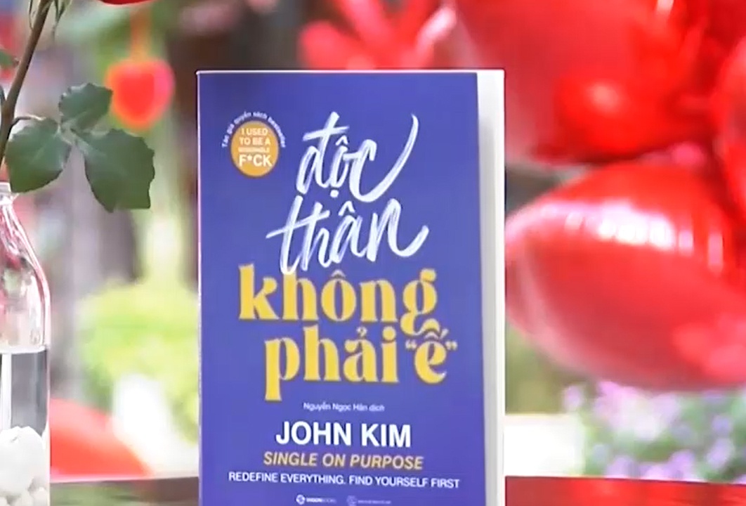 Doc than khong phai la e - Hanh trinh tim kiem tinh yeu dich thuc hinh anh