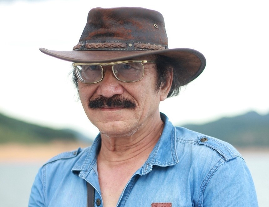 Nhac si Nguyen Cuong - trai pho co va nhung bat com sinh vien ngay ay hinh anh