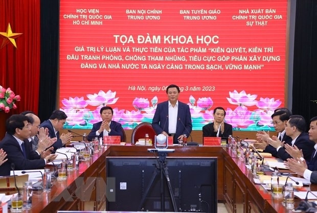 Cuon sach cua Tong Bi thu gop phan bao ve nen tang tu tuong cua Dang hinh anh