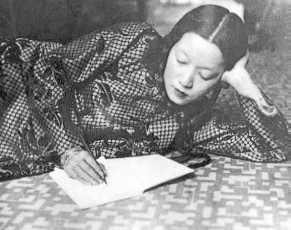 Nhung bien co day con gai De Tham vao canh khong nha cua o Phap hinh anh