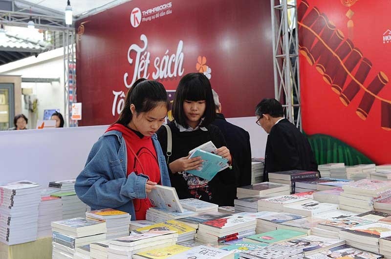 To chuc hoat dong Ngay Sach va Van hoa doc Viet Nam tai cac truong hoc hinh anh